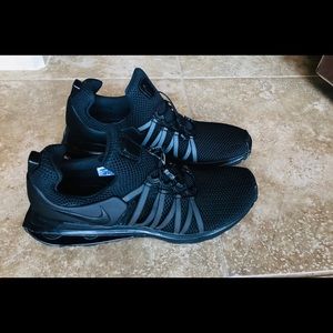 NEW Men Nike Shoes Size 10